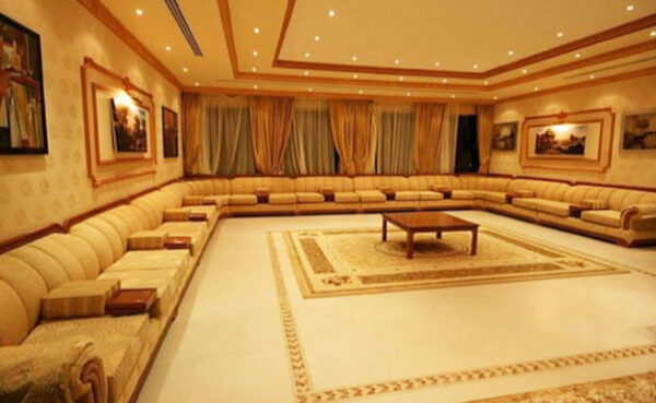 riyad majlees room