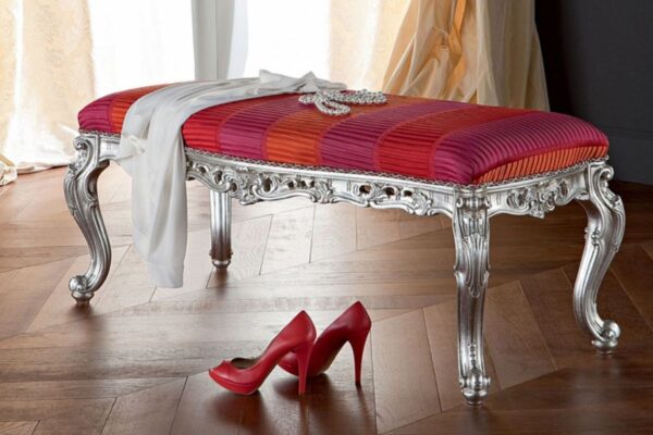 Countess Classic Bench