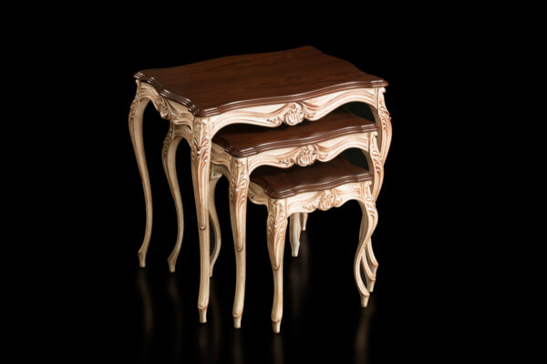 Şah Classic Nesting Table Set
