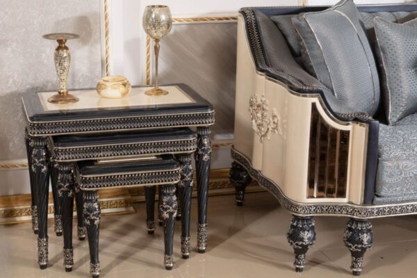 Vloni Classic Nesting Table Set